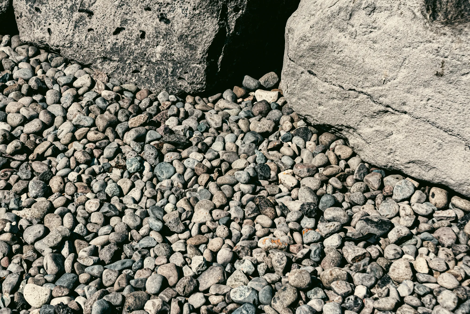 Why 14 mm Washed Gravel Is One of the Best Choices for Calgary Landscaping Projects