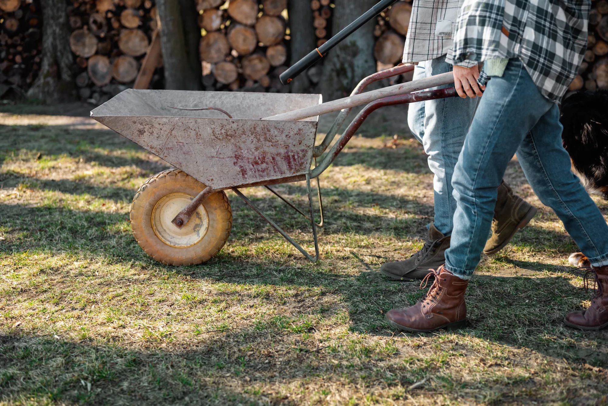 Why Chestermere Gravel Delivery Makes Landscaping Projects Easier